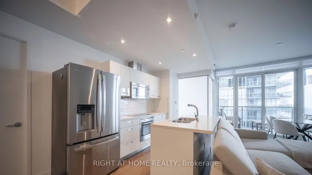 Additional image 20 of 88 Park Lawn Rd Unit 1010