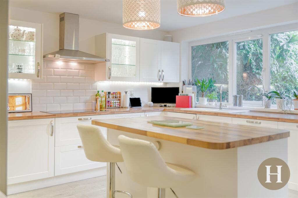 Additional image 14 of Kesteven Close, Edgbaston, Birmingham, B15