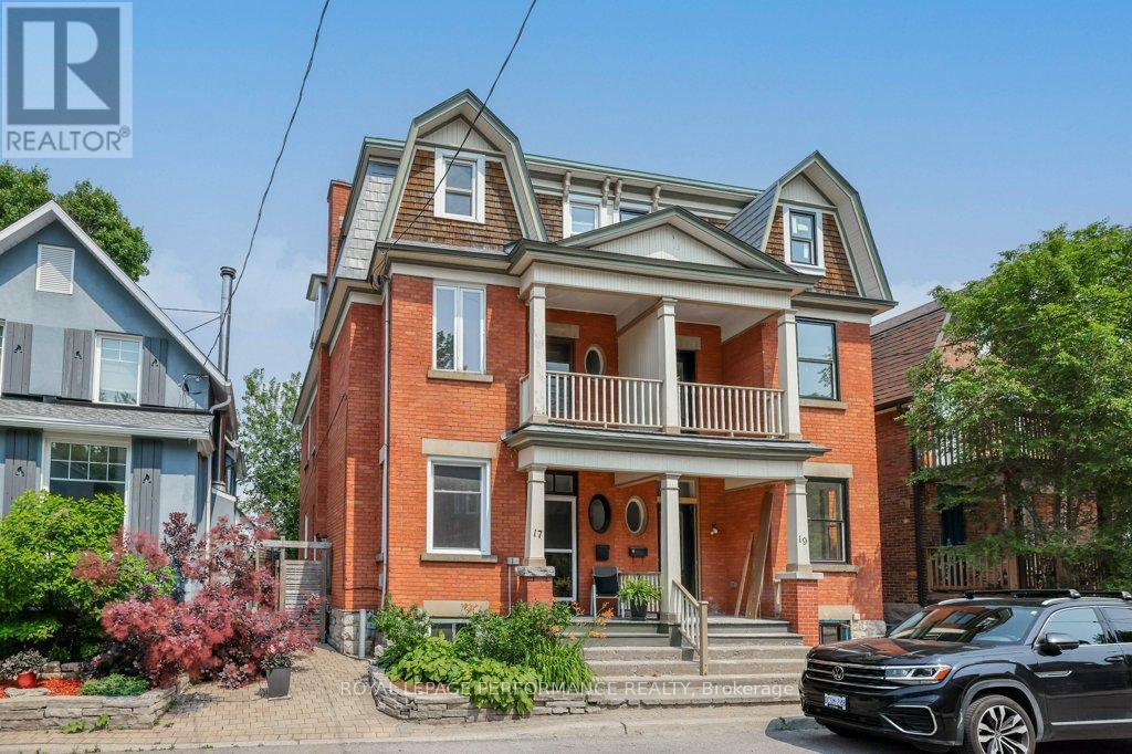 17 RUPERT STREET|Ottawa, Ontario K1S3S2
