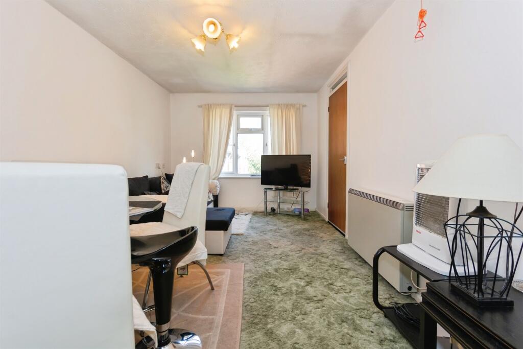 Additional image 5 of Pembroke Way, BIRMINGHAM