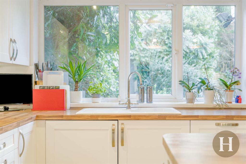 Additional image 7 of Kesteven Close, Edgbaston, Birmingham, B15