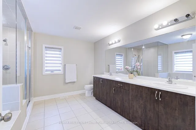 房产图片 34 - 多兰·斯图尔特路18号