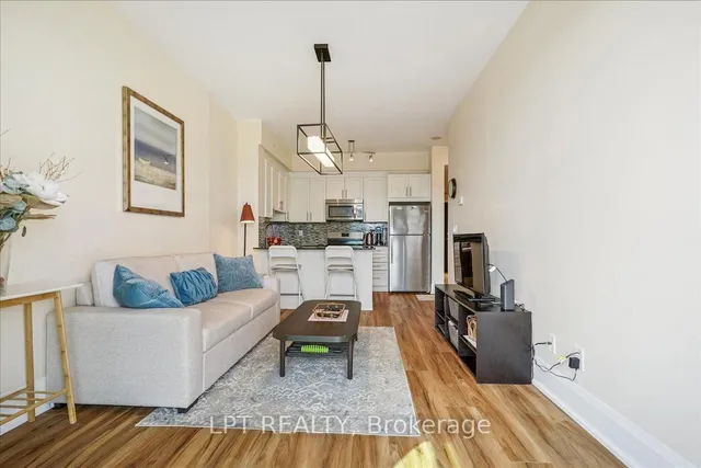 Additional image 12 of 45 Yorkland Blvd Unit 609