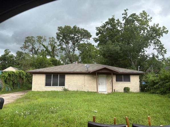 7229 Springdale St, Houston, TX 77028