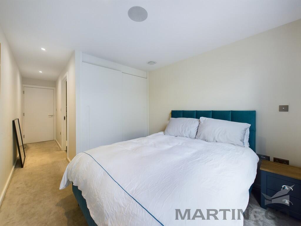 Additional image 10 of London Road, St Albans