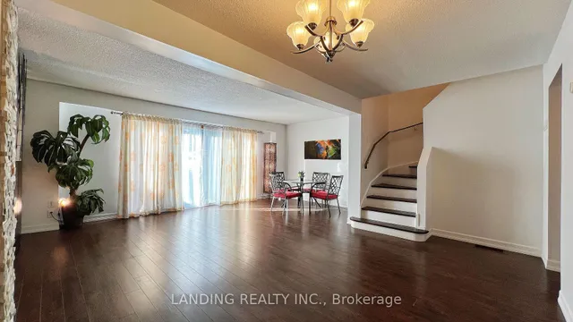 Additional image 3 of 22 KING HENRY'S Blvd