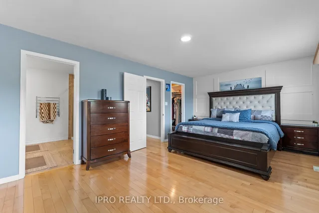 房产图片 16 - 42 Meadow Wood Cres