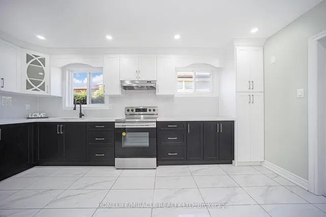 Additional image 12 of 3777 Woodruff Cres