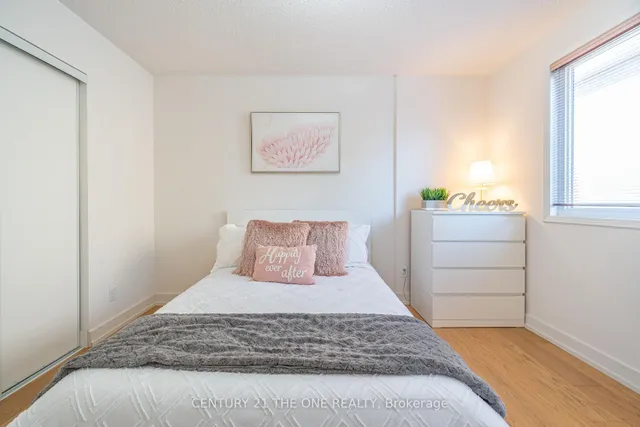 Additional image 13 of 28 Rosebank Dr Unit 1102