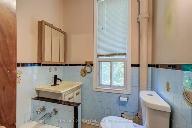 Additional image 40 of 144 Robert St