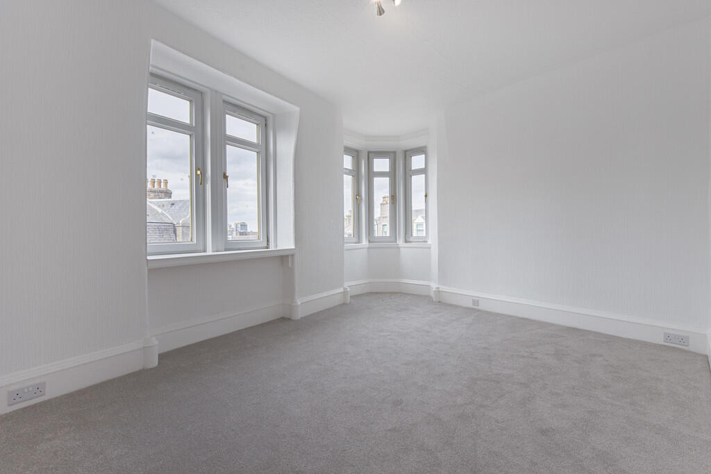 Additional image 3 of Victoria Road