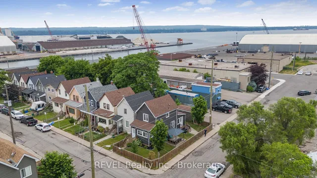 Additional image 40 of 25 Land St