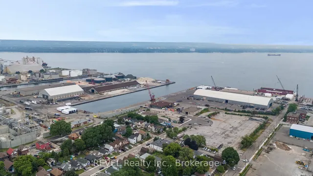 Additional image 38 of 25 Land St