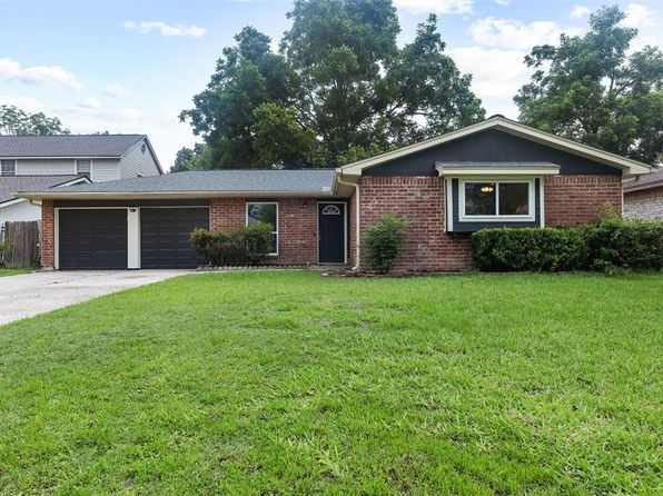 12531 Enchanted Path Dr, Houston, TX 77044