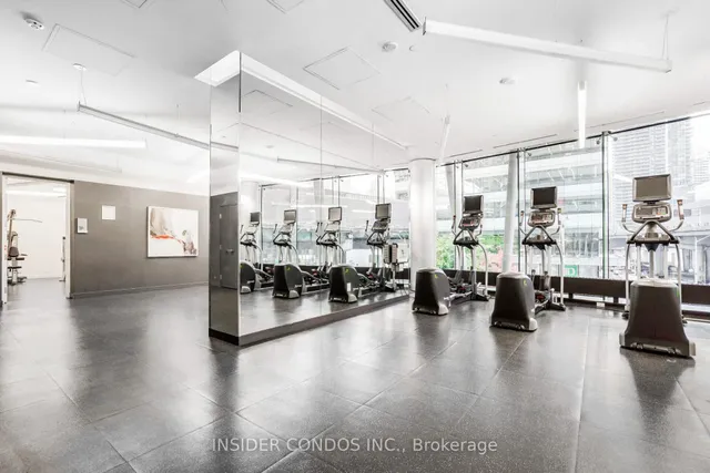 Additional image 35 of 12 York St Unit 4409