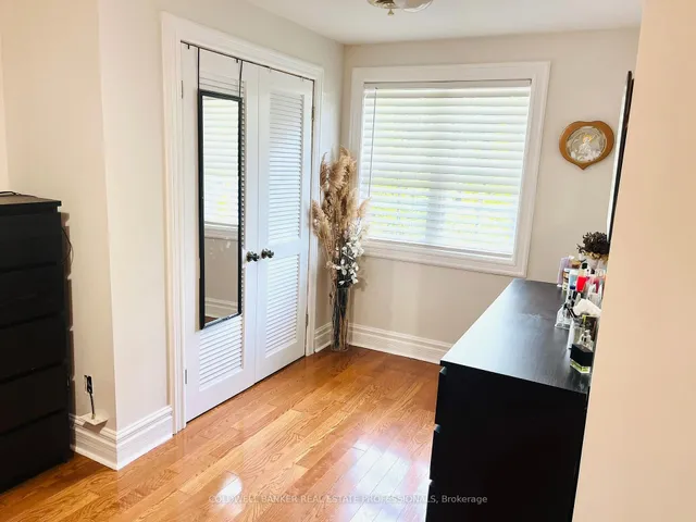 Additional image 34 of 41 Allister Ave