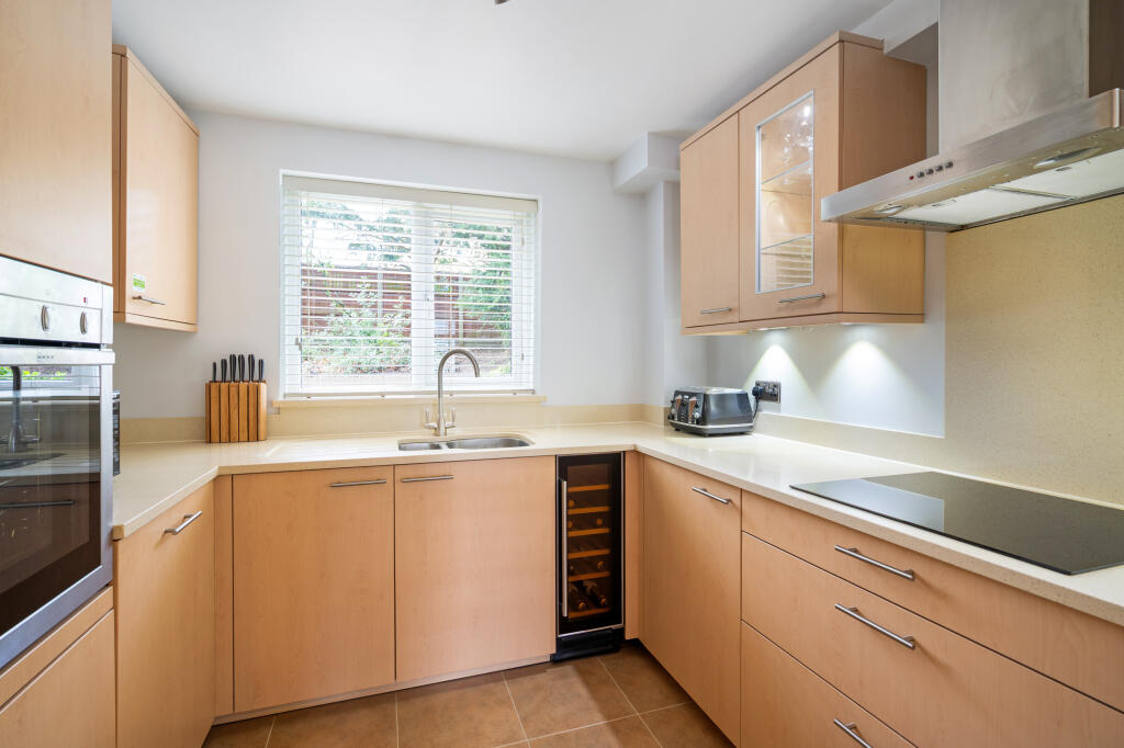 Additional image 17 of Douglas Road, Harpenden, AL5