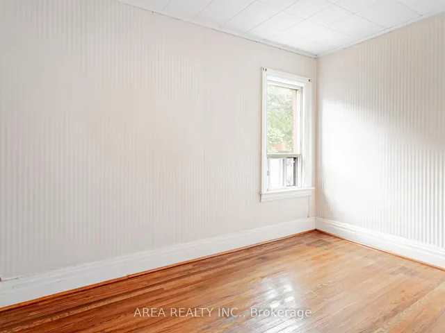 Additional image 18 of 50 Mackenzie Cres