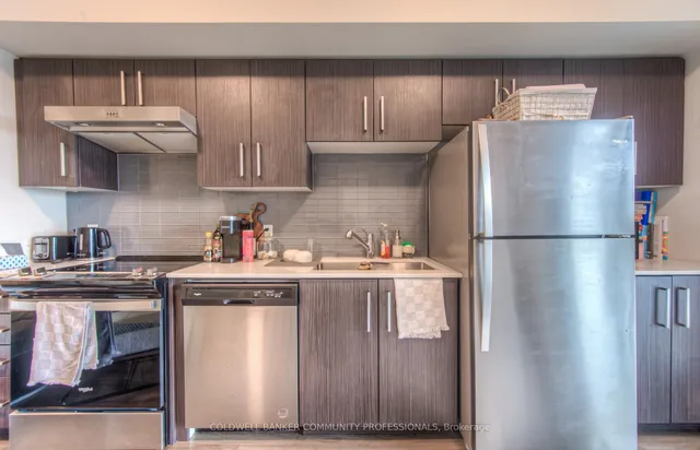 Additional image 22 of 15 Queen St Unit 905