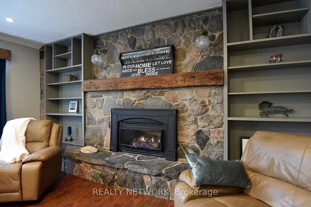 房产图片 21 - 21 Woodside Dr