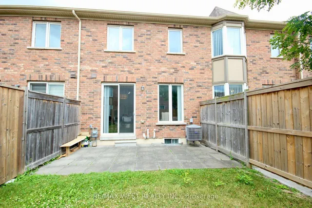 Additional image 48 of 57 Utopia Way