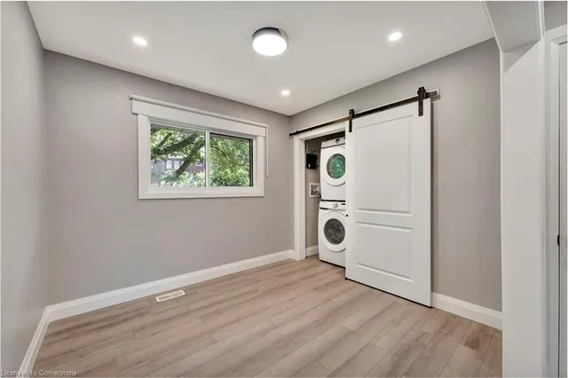 Additional image 12 of 153 Carwood Ave