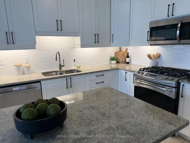 Additional image 3 of 439 Zuest Cres