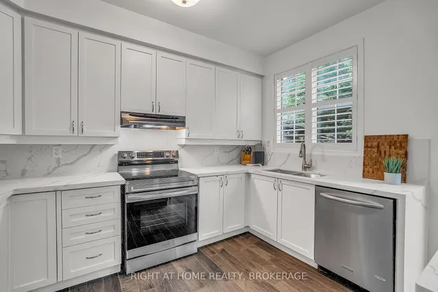 Additional image 18 of 928 Lancaster Blvd