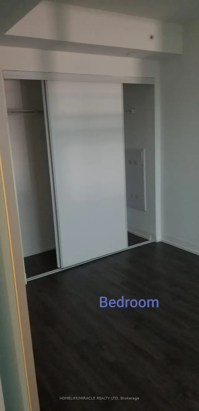 房产图片 8 - 多伦多贾维斯街251号Unit 3906