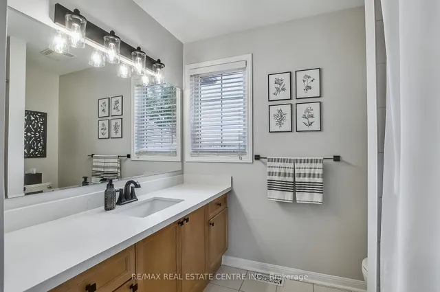 Additional image 28 of 969 Lancaster Blvd