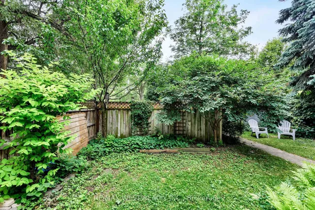 Additional image 38 of 39 Melbourne Ave