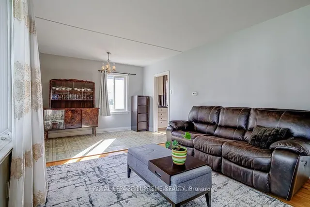 Additional image 4 of 74 Roberta Dr