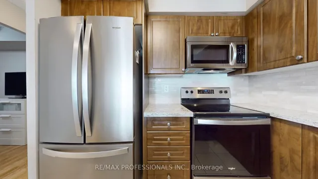 Additional image 12 of 235 Sherway Gardens Rd Unit 1702