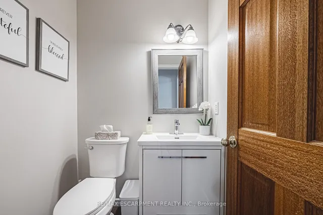 Additional image 14 of 185 COMFORT Crt