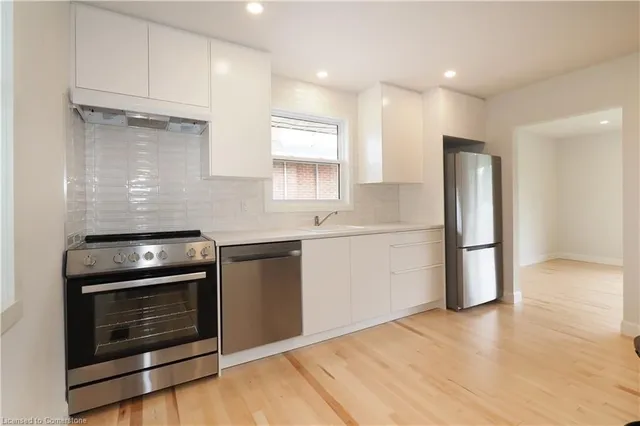 Additional image 7 of 383 Dumfries Ave