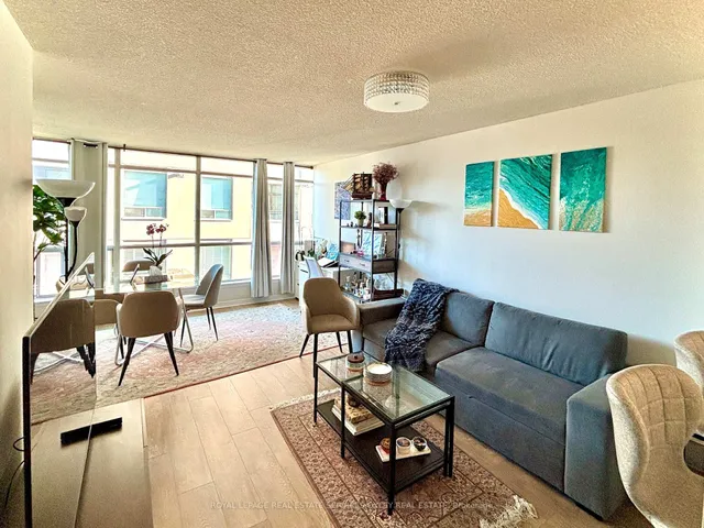 Additional image 5 of 942 Yonge St Unit 806