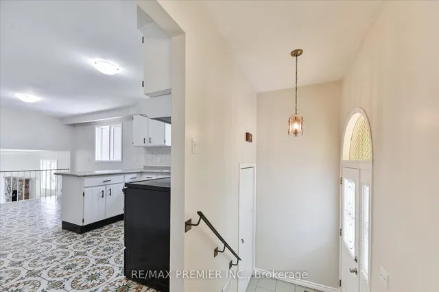 Additional image 4 of 44 Petunias Rd