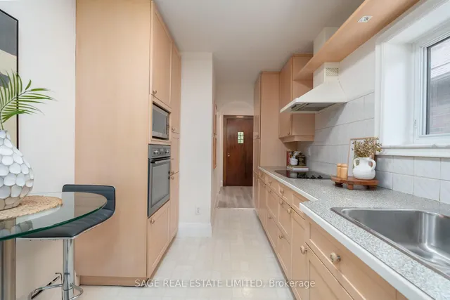 Additional image 11 of 188 Craighurst Ave