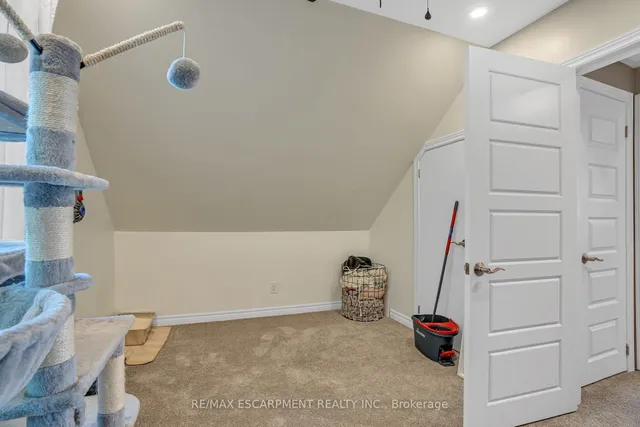 Additional image 19 of 38 Eastvale Pl