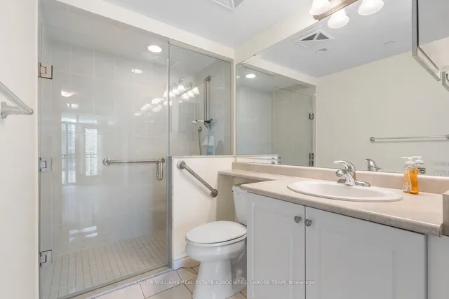 Additional image 18 of 3 Marine Parade Dr Unit 1504