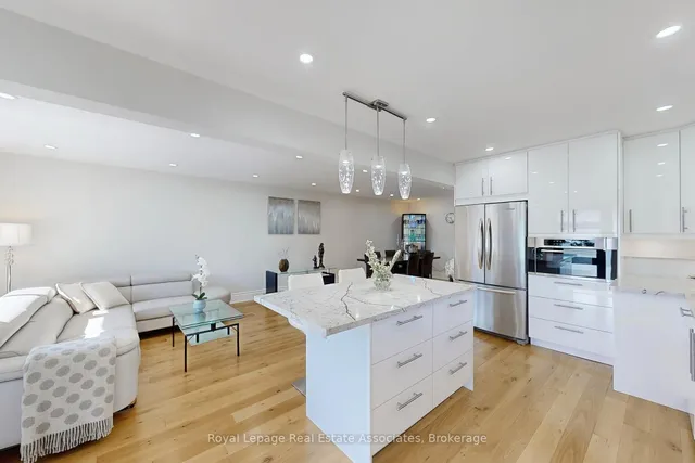 房产图片 11 - 68 Vanguard Dr