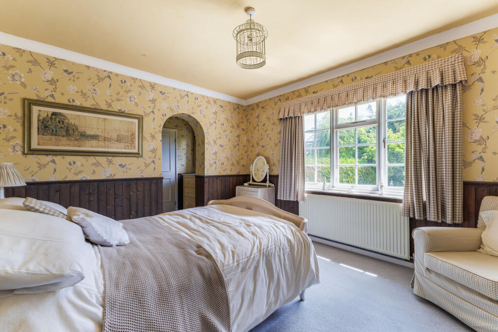 Additional image 10 of Oakfield Road, Harpenden, AL5