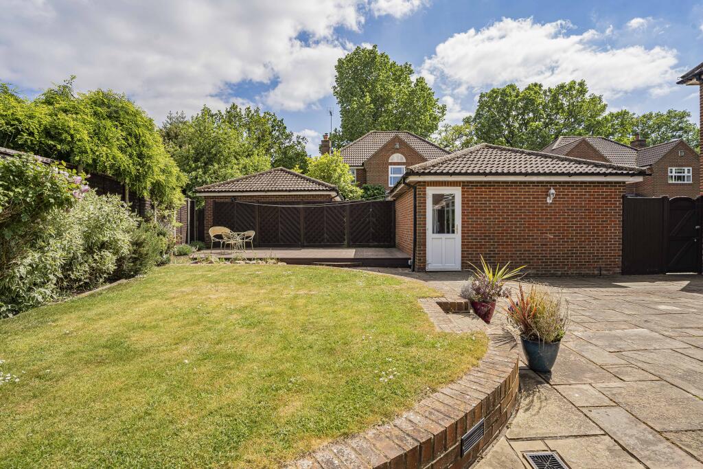 Additional image 26 of Bennett Close, Welwyn Garden City, AL7