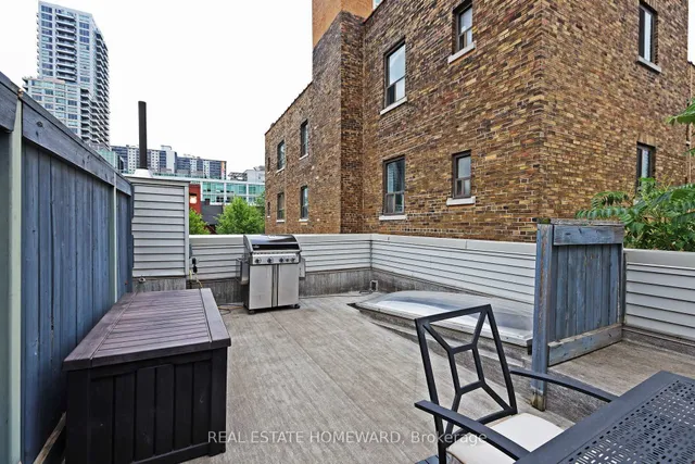 Additional image 32 of 6 Wellesley Pl Unit 30