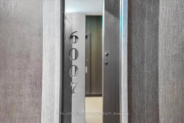 Additional image 8 of 11 Yorkville Ave Unit 6007