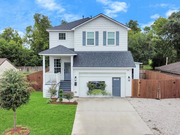 10747 Dulcimer St, Houston, TX 77051