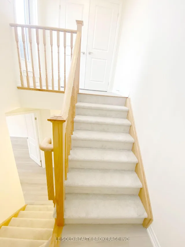 房产图片 10 - 145 Tapscott Rd 单元 32