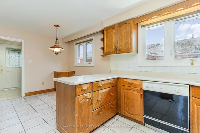 Additional image 8 of 485 Rathburn Rd