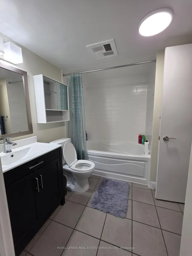 Additional image 7 of 2191 Yonge St Unit 1804