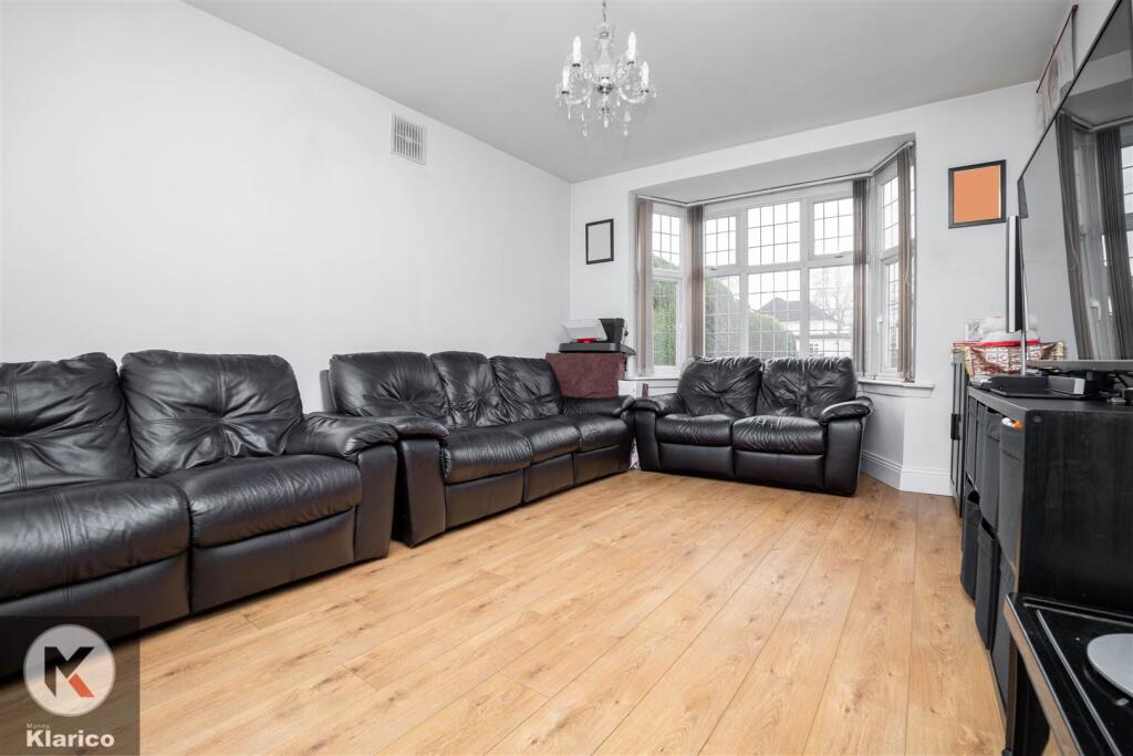 Additional image 4 of Yardley Wood Road, Moseley